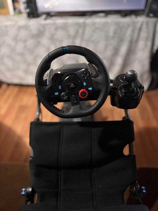 Рейсинг симулатор Logitech, седалка,волан G29, шифтър