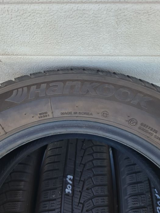 Зимни гуми 4 броя HANKOOK WinterIcept Evo2 205 60 R16 дот 3019