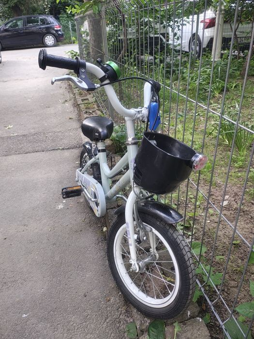 Bicicleta copii MaKani Pale cu roti ajutatoare si cos
