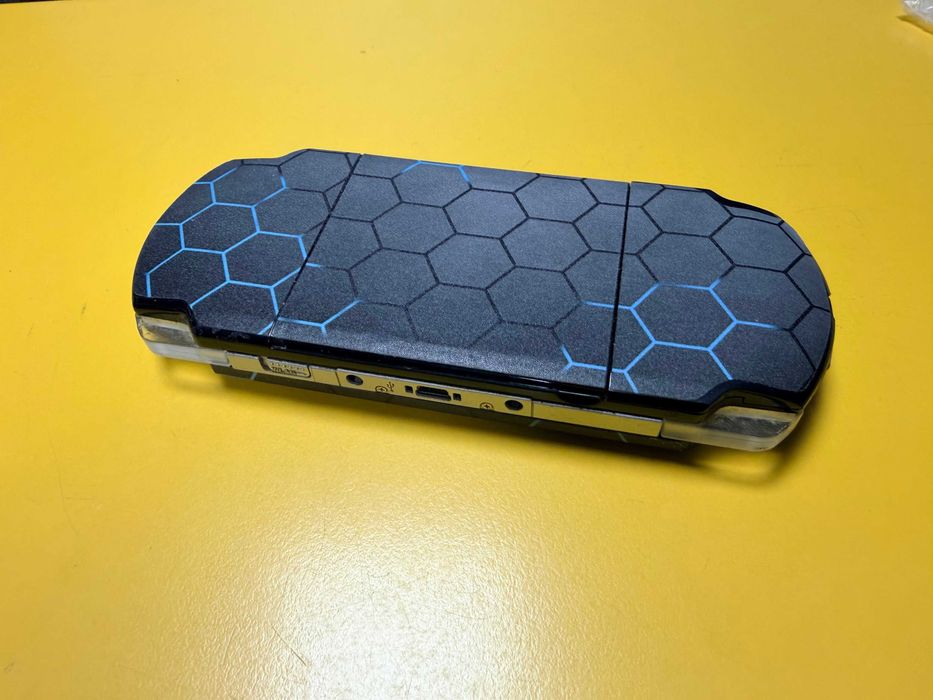 Playstation Portable Sony PSP 2000  Плейстейшън 4G карта