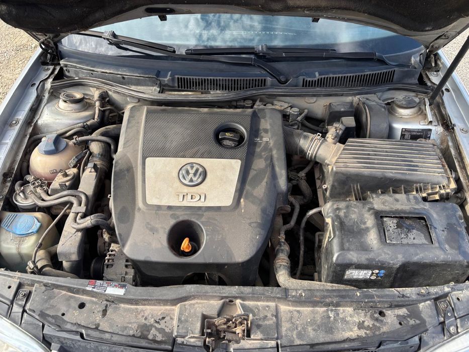 VOLKSWAGEN Golf 2003 — imagine 5