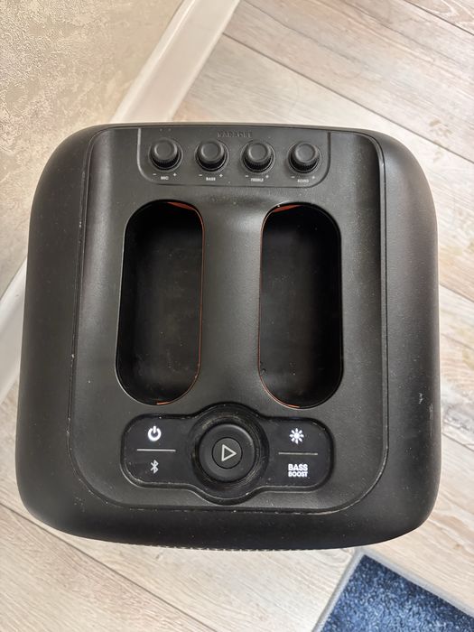 колонка с микрофоном JBL