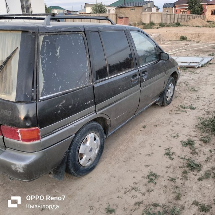 Nissan Prairie 94г.в.