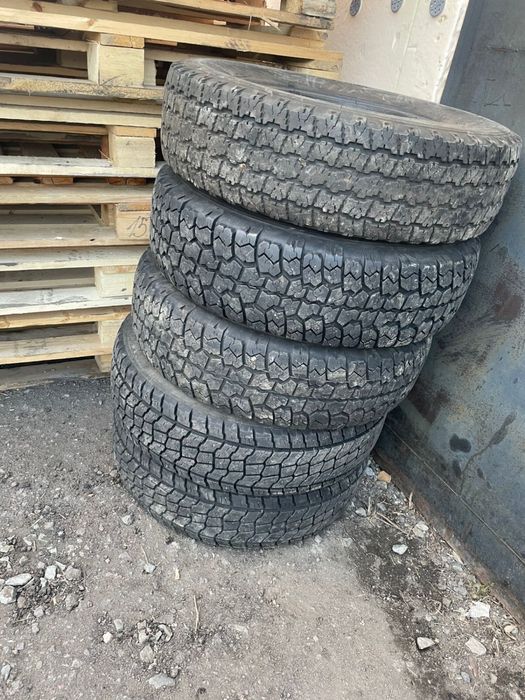 Продам шины. б/у