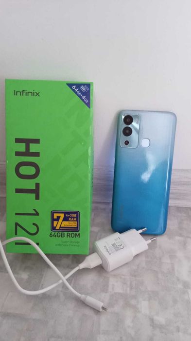 Продам телефон срочно