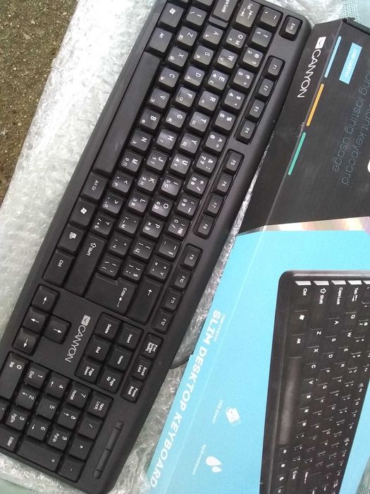 USB клавиатура за компютър Canyon