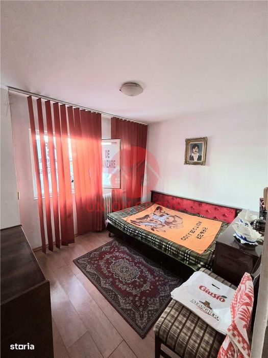 Apartament 3 Camere, Decomandat, Inel 2
