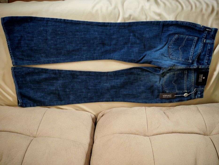 Дънки със широки крачоли