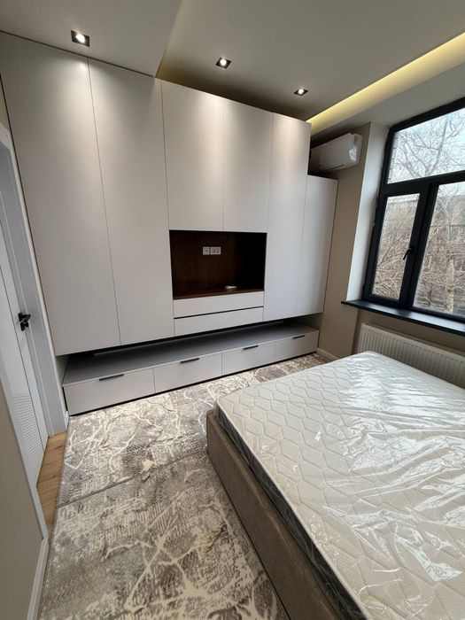 СРОЧНО ПРАДАЕТСЯ 2-х комнатная квартира Фархадский 13-й квартал