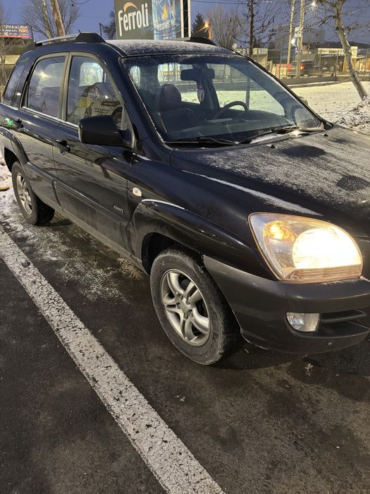Kia sportage 2005 tractiune 4x4blocabil la buton model full automata