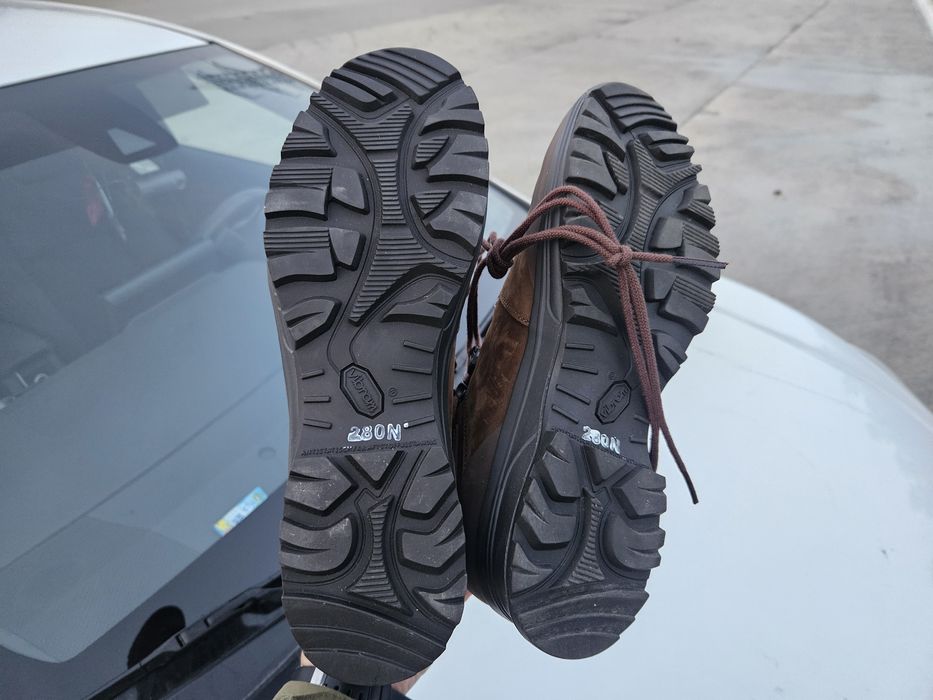 Bocanci iarna maro Minerva 42 si 42.5