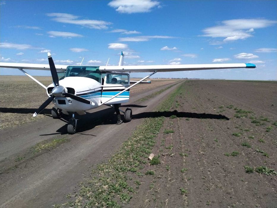 Продам самолет Cessna 182 P Планер