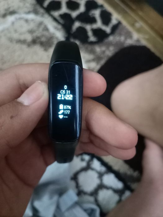 Браслет  Mi band M4