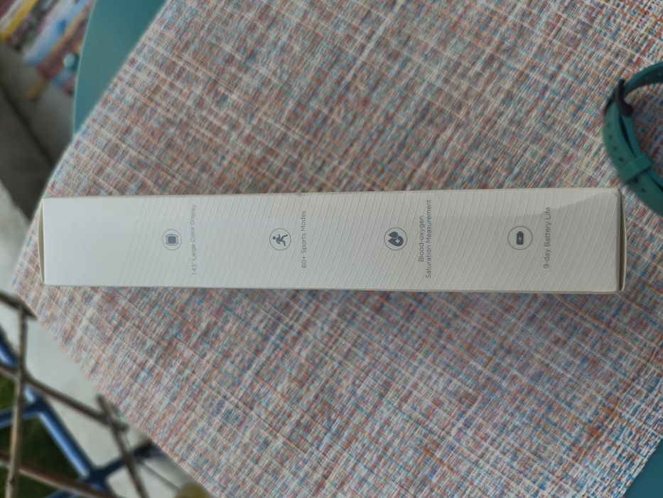 Смарт часовник Amazfit Bip U by Xiaomi, чисто нов!