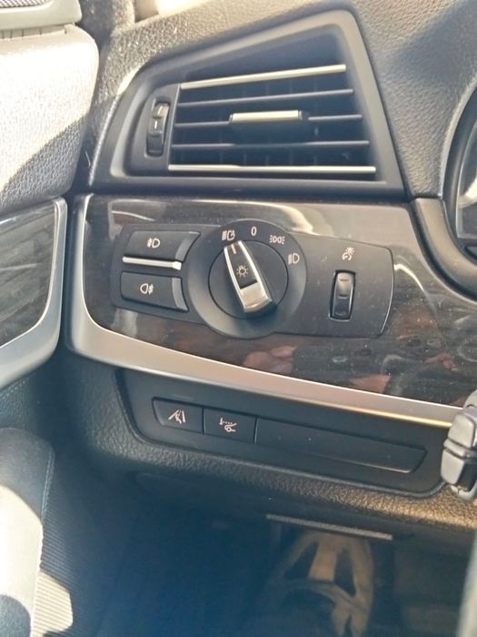 BMW 5 Series 2012 — imagine 4