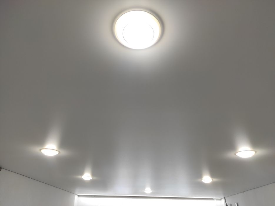 Натяжные потолки