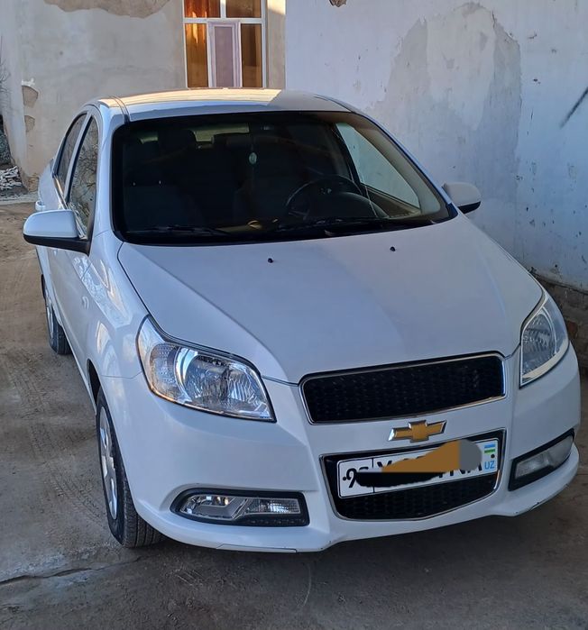 Nexia 3 sotiladi 237000km yurgan 2019yil