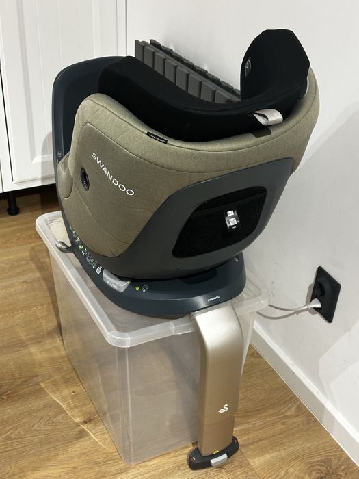 Scaun auto rotativ Swandoo Marie 3