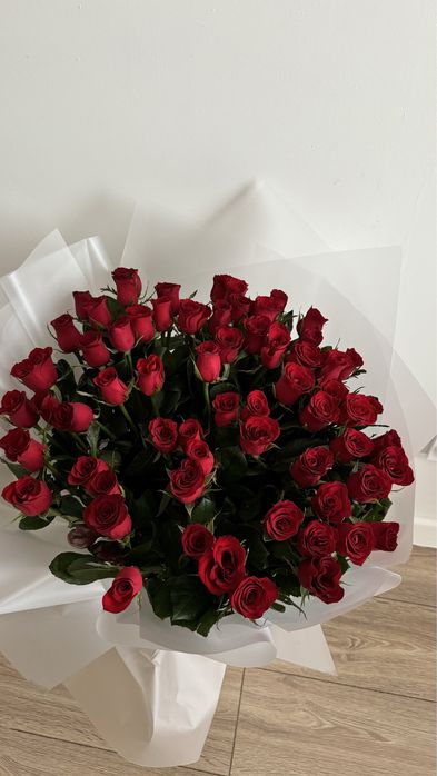 метровые розы 51штук