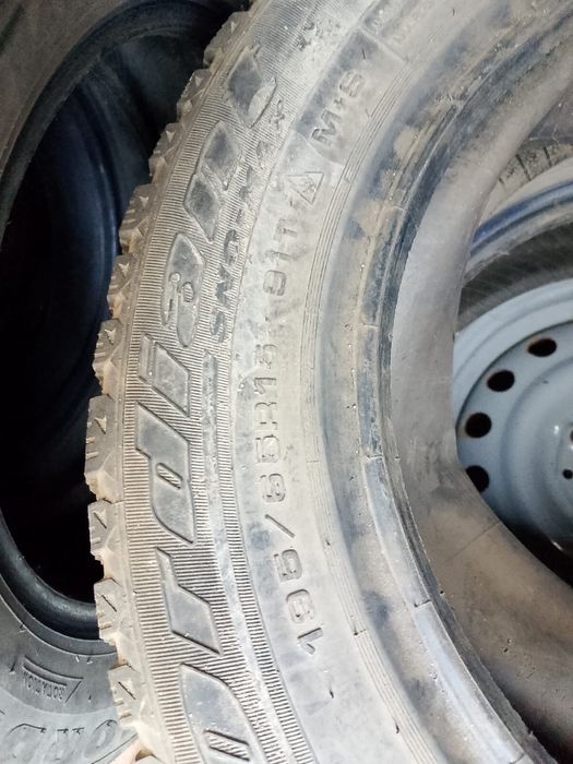 продам резину 195/65/15