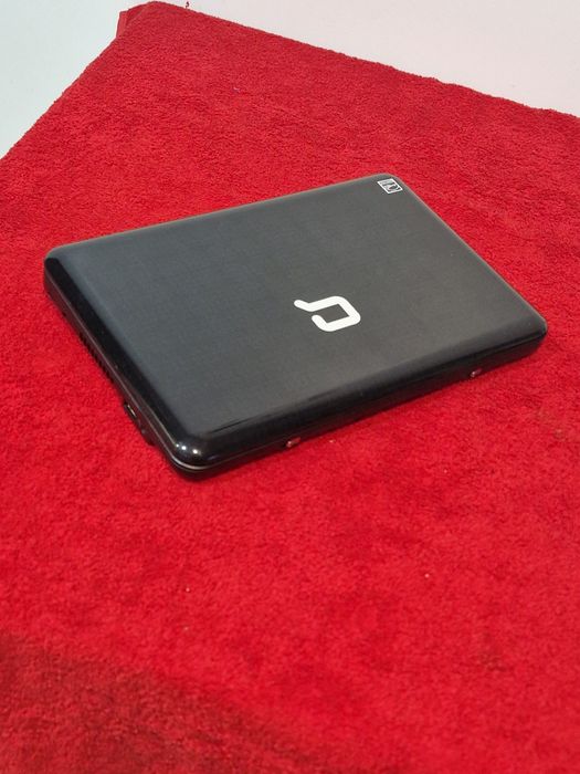 Laptop Compaq  perfect funcțional, baterie ok