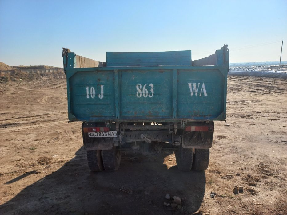 Зил 130 сотилади