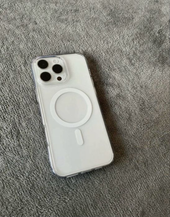 Iphone 16 pro 256 gb telefonul se afla intro stare foarte buna