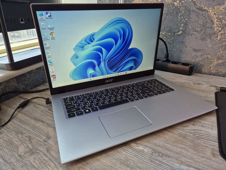 Ноутбук Acer для 1с дисплей 17 дюйм Corei3\ОЗУ 12гб\