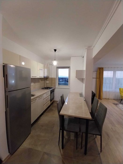Prorietar Închiriez apartament cu 2 camere la Top City / zona coresi