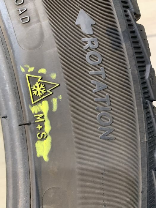 Set 255 45 20 anvelope de iarnă