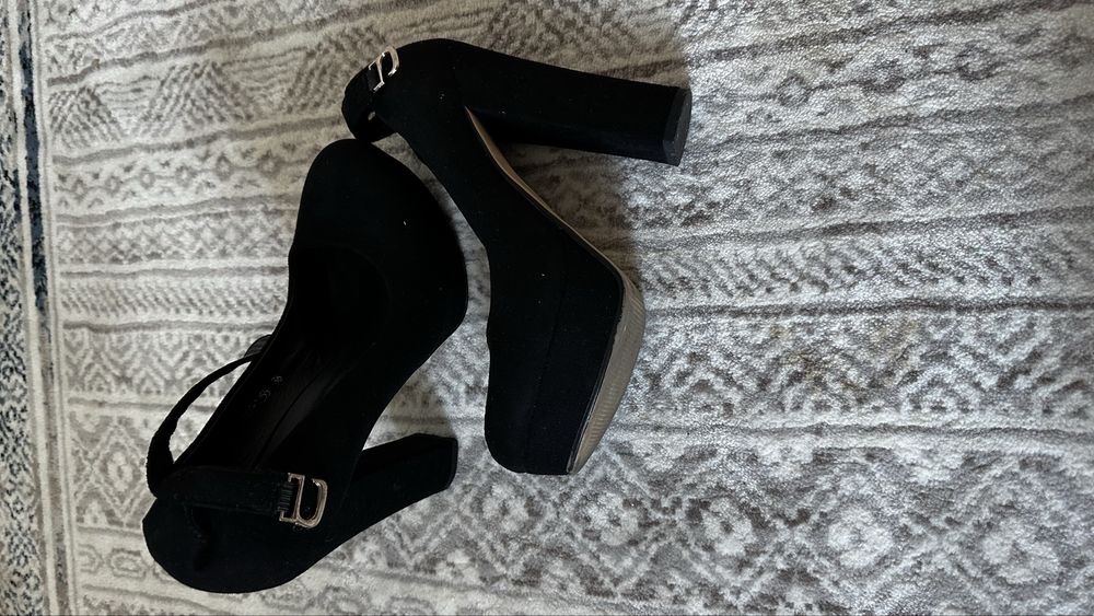 Удобные сапоги на весну