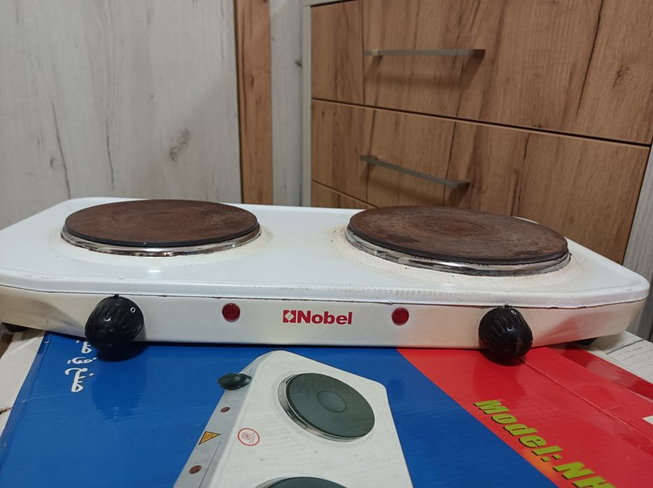 Электро плита фирменная