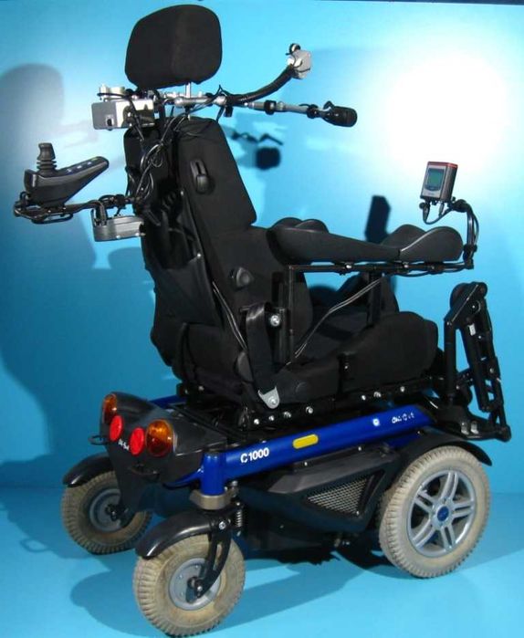 Carucior electric actionat cu gura Otto Bock C1000