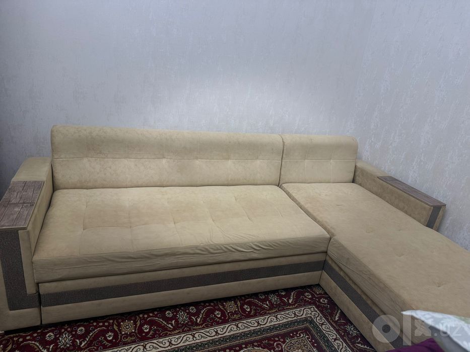 Диван угловой. Divan