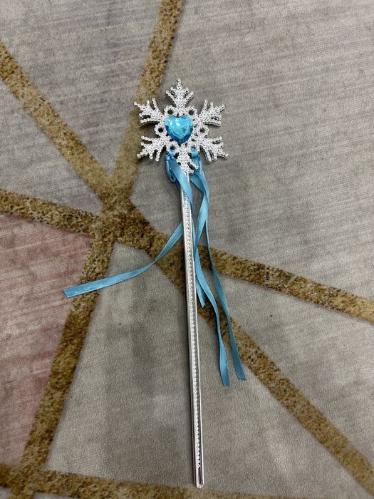 Платье Эльзы нарядное