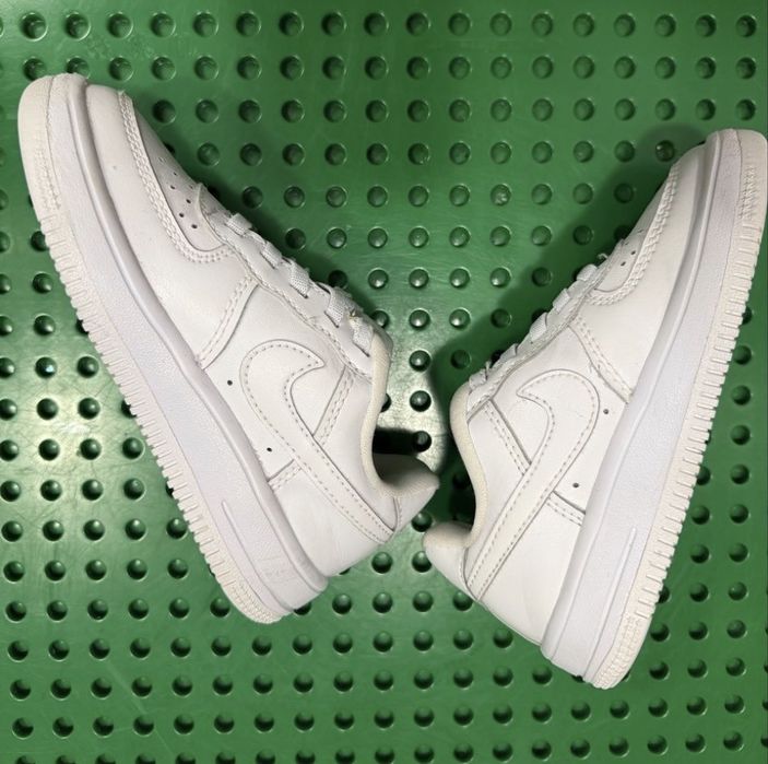 Adidasi copii nike force 1