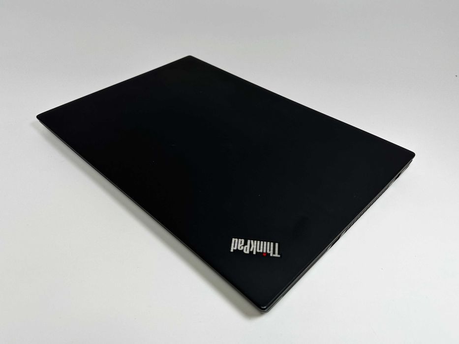 Laptop Lenovo T14 G1 i5-10310 24 gb ram 14 inch FHD Slim Garantie 1 an