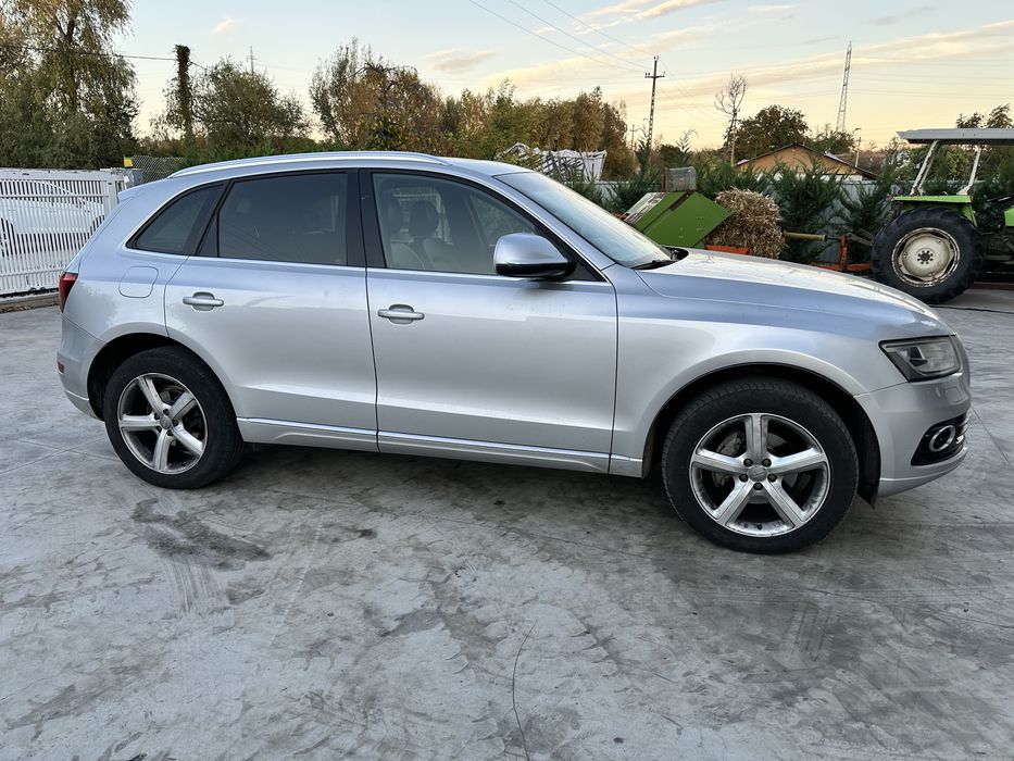 Audi    Q5    2013