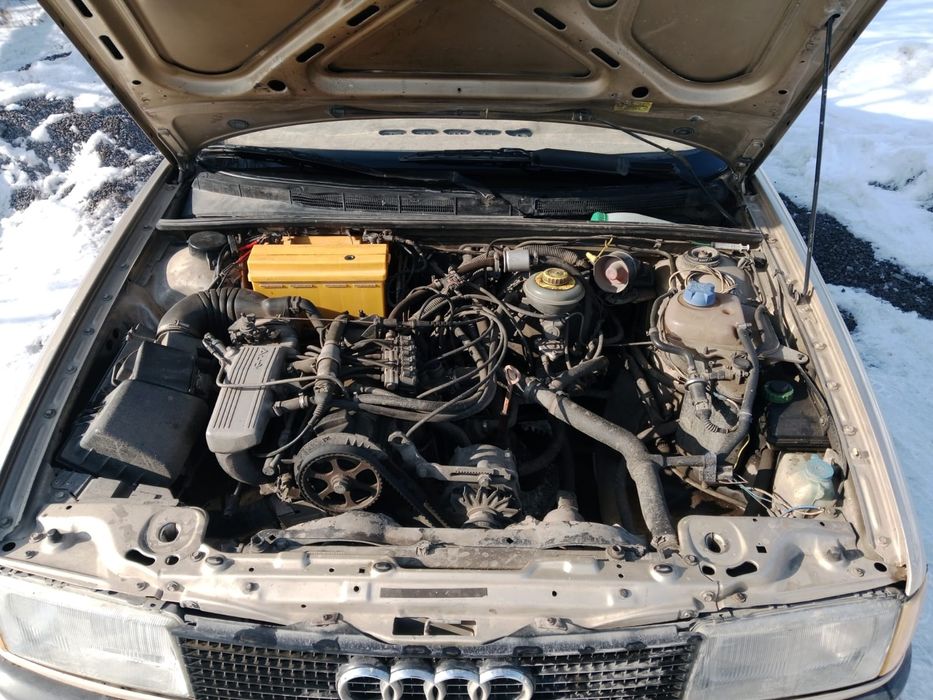 Продам авто Ауди 80 на ходу