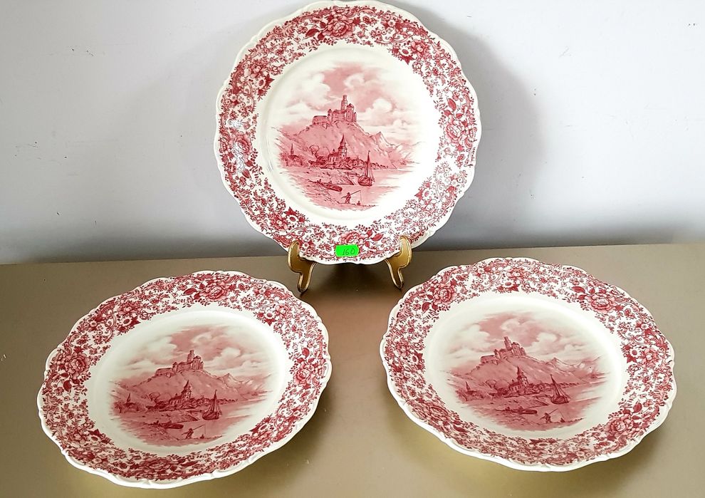 Farfurii/platouri vechi din porțelan