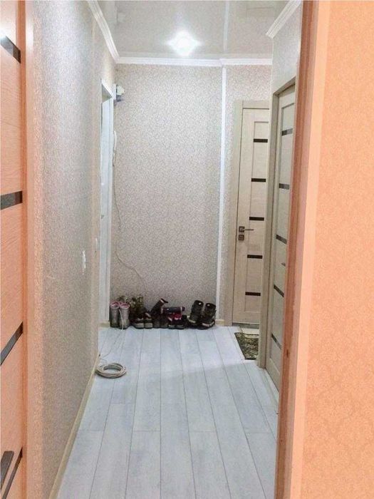 2-комн квартира с ремонтом в 16 мкр, заезжай и живи! Мебель и техника - More