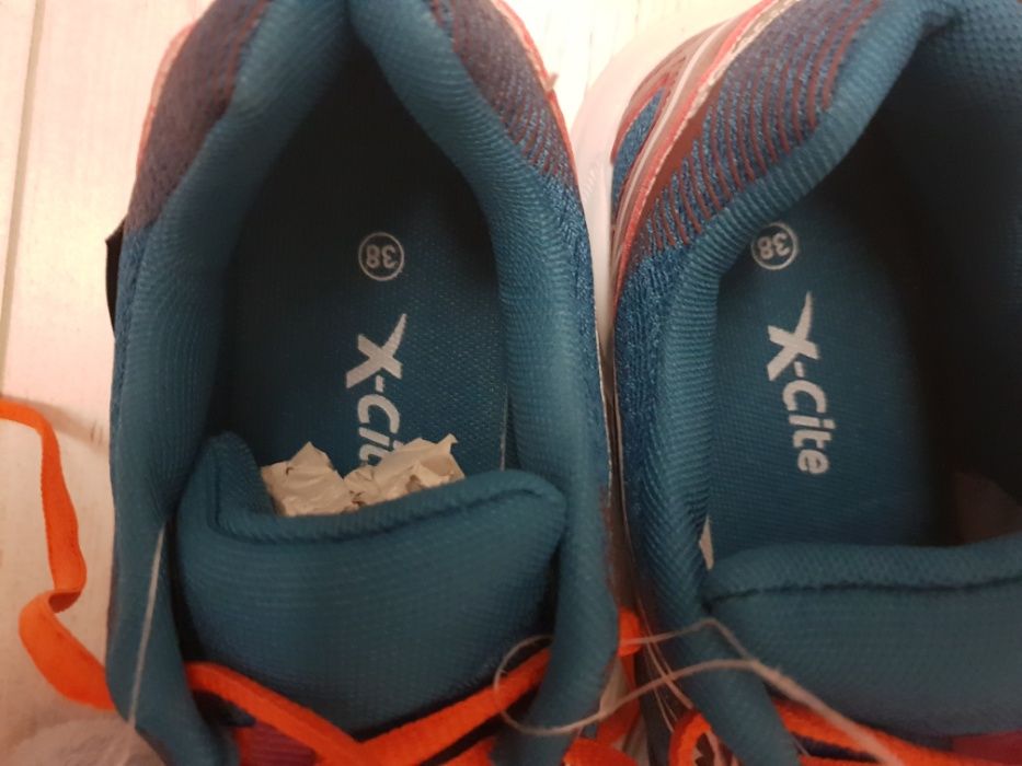 Нови дамски маратонки