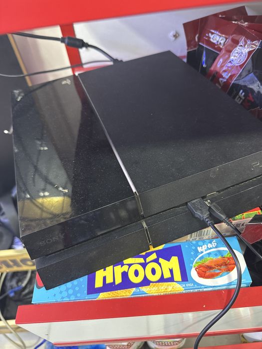 Ps4 sotiladi !!!