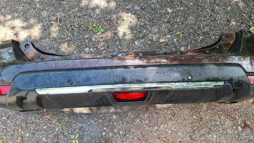 Продавам задна броня за Nissan X-trail 2019 година.