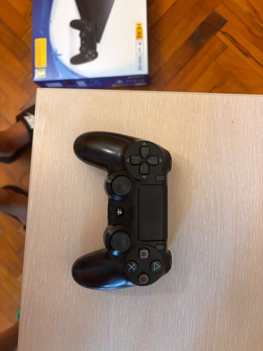 Sony PlayStation 4