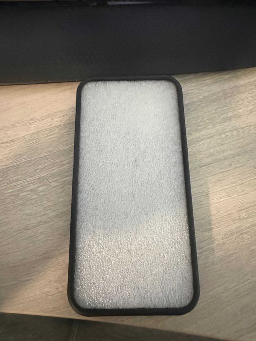 Силиконов кейс и протектори за iPhone 15 Pro Max