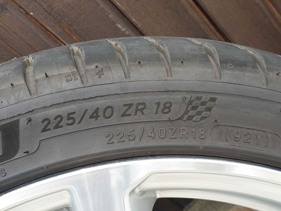 4 броя летни гуми MICHELIN Pilot Sport 4 225/40 R18 92Y.