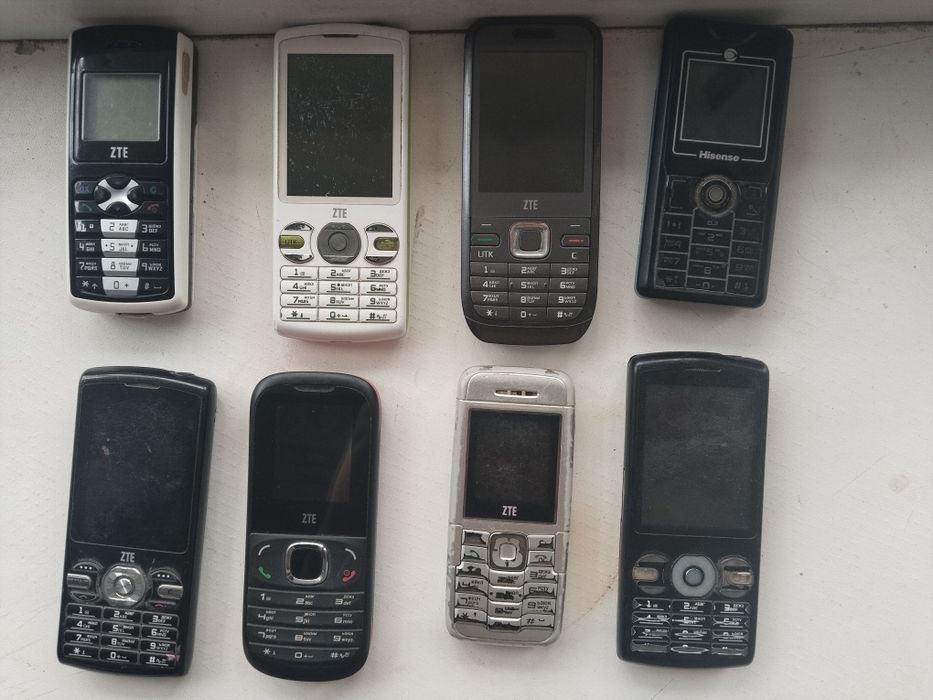 Коллекция CDMA телефонов ZTE/Hisense