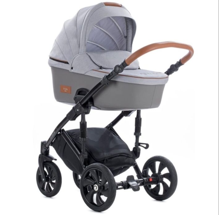 Продам детскую коляску