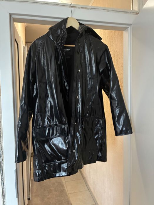Лъскаво есенно яке Pull&Bear